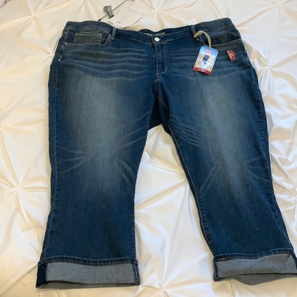 NWT LEVI’S SIGNATURE Denim Jean Capri Size 28 - Picture 2 of 16